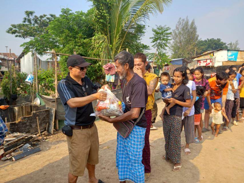 Hope team visits Maesod